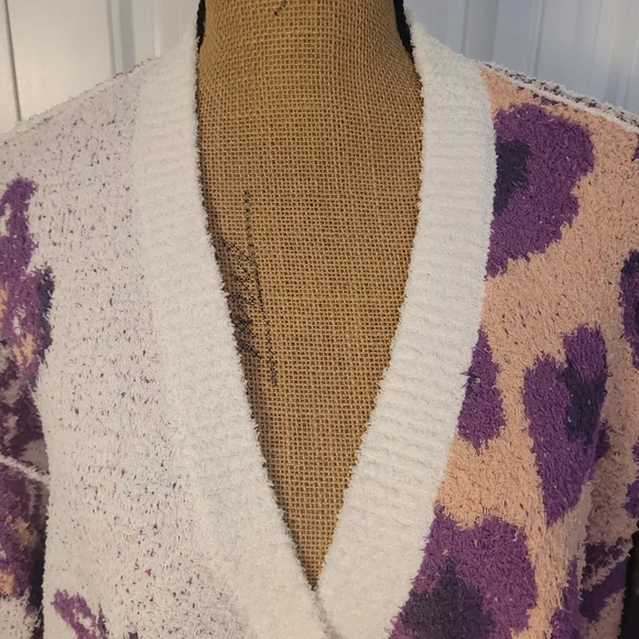 POL Butterfly & Leopard Contrast Cardigan, NIB, MED, Peach/Purple, New Release🦋 - Picture 9 of 16